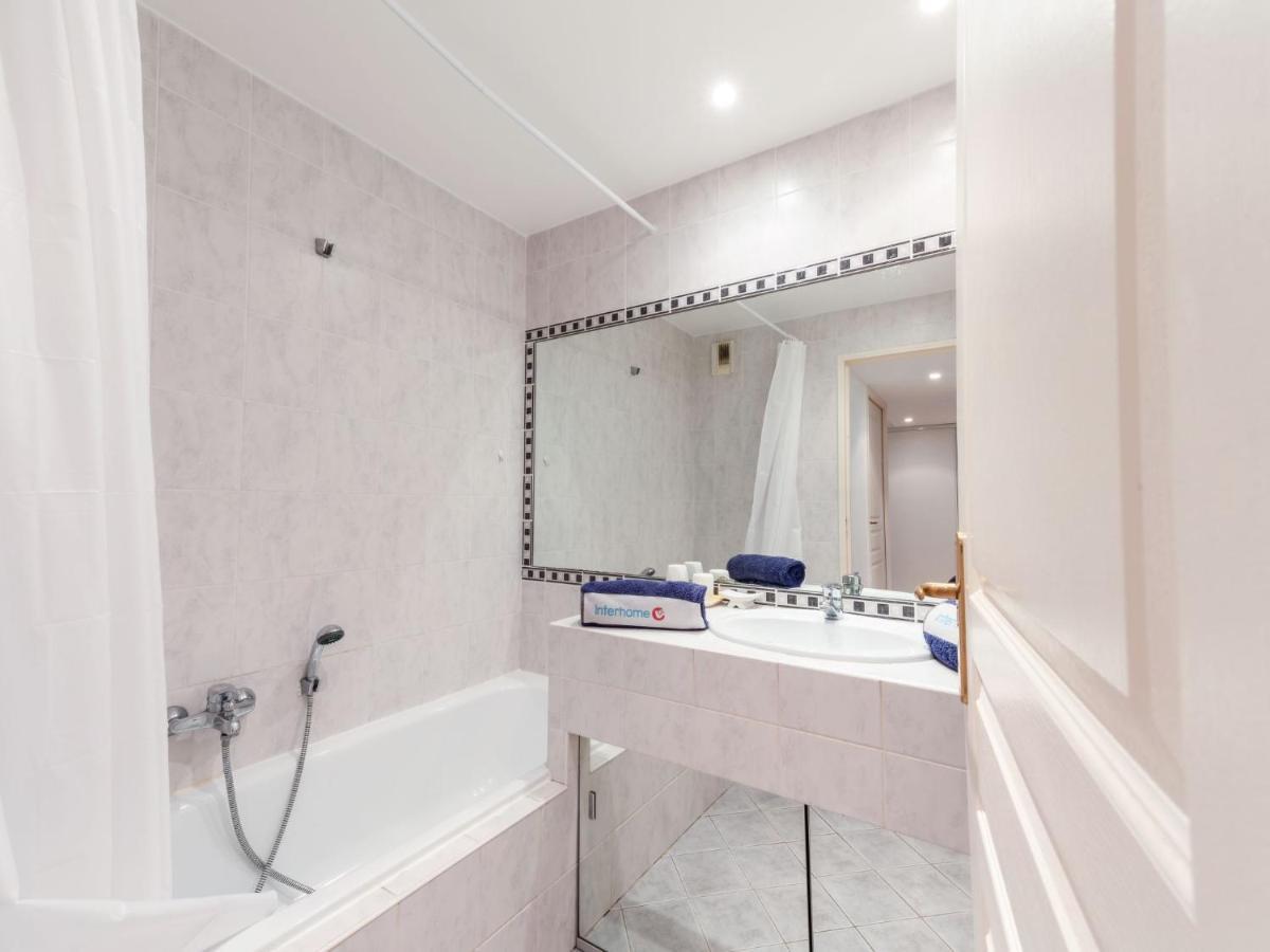 Apartment Cap Marine-2 By Interhome Cavalaire-sur-Mer Luaran gambar