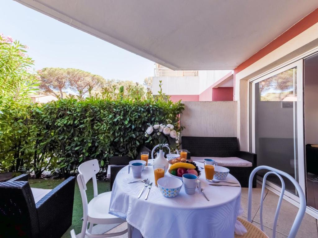 Apartment Cap Marine-2 By Interhome Cavalaire-sur-Mer Luaran gambar