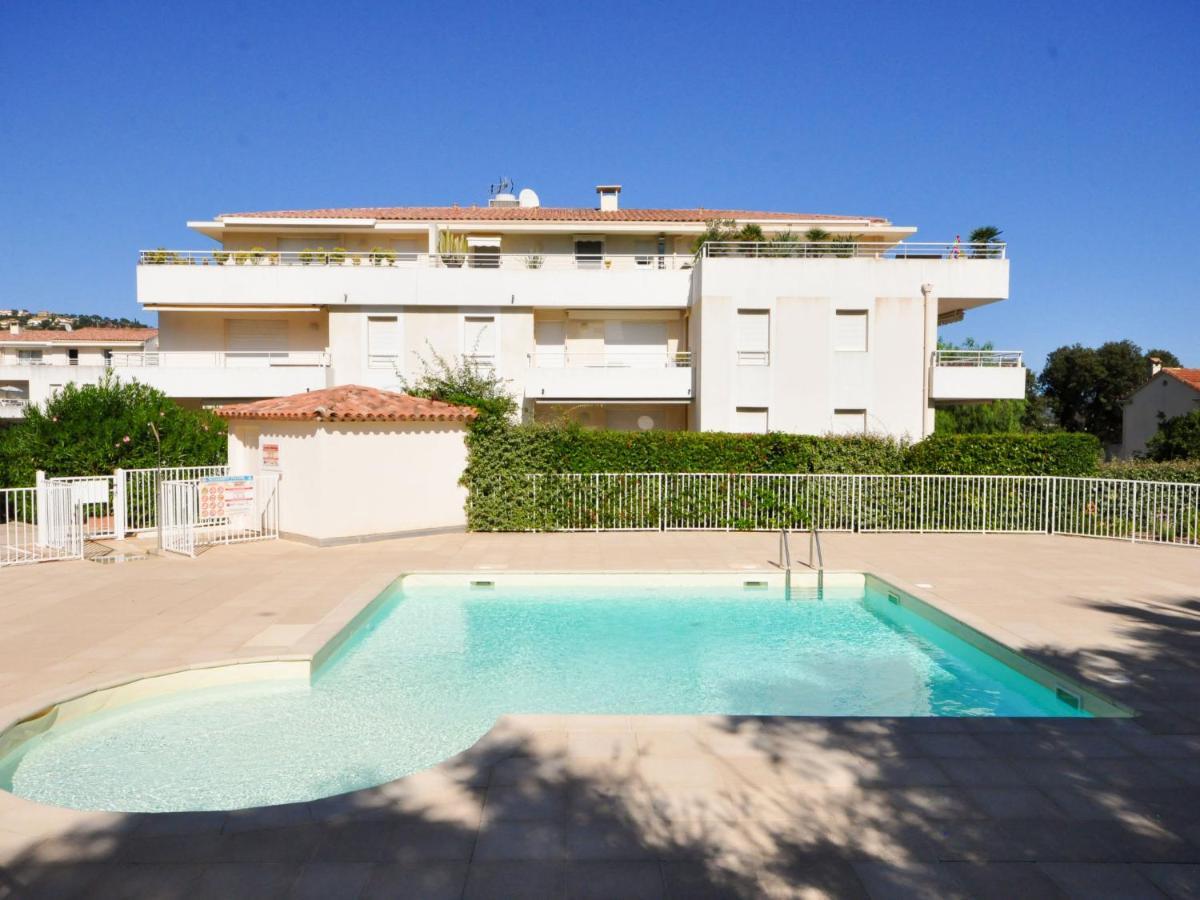 Apartment Cap Marine-2 By Interhome Cavalaire-sur-Mer Luaran gambar