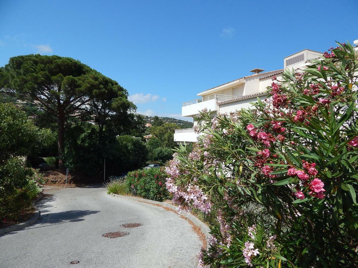 Apartment Cap Marine-2 By Interhome Cavalaire-sur-Mer Luaran gambar